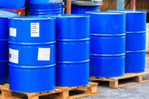 Open-Head vs. Tight-Head stainless steel containers